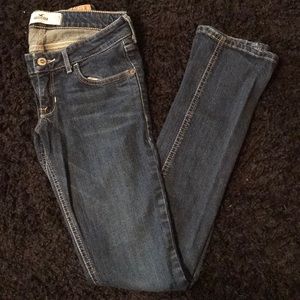 Dark wash Hollister skinny jeans